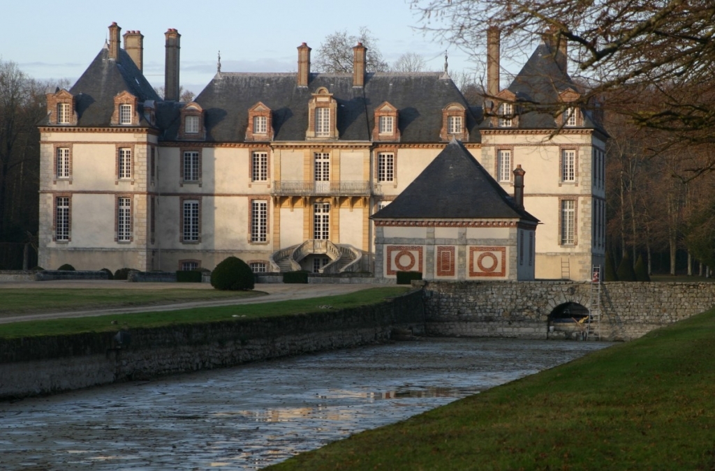 507 bourron castle france en 1024x675