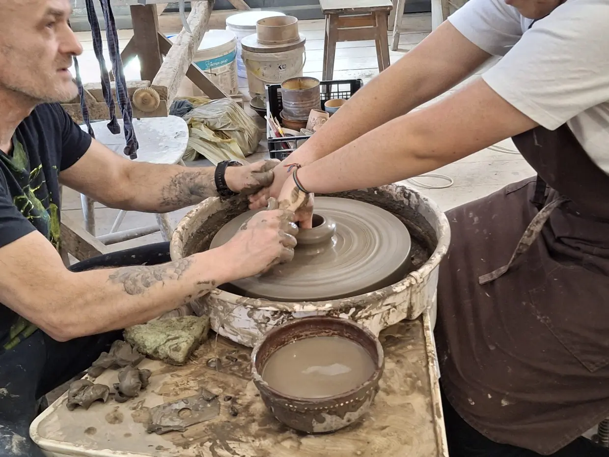 necel pottery studio 4